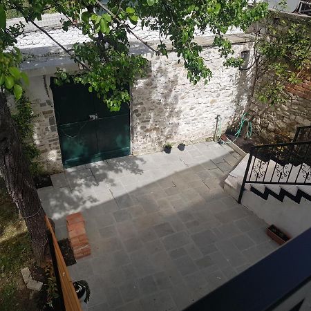 Villa Grigor Berati Exterior foto