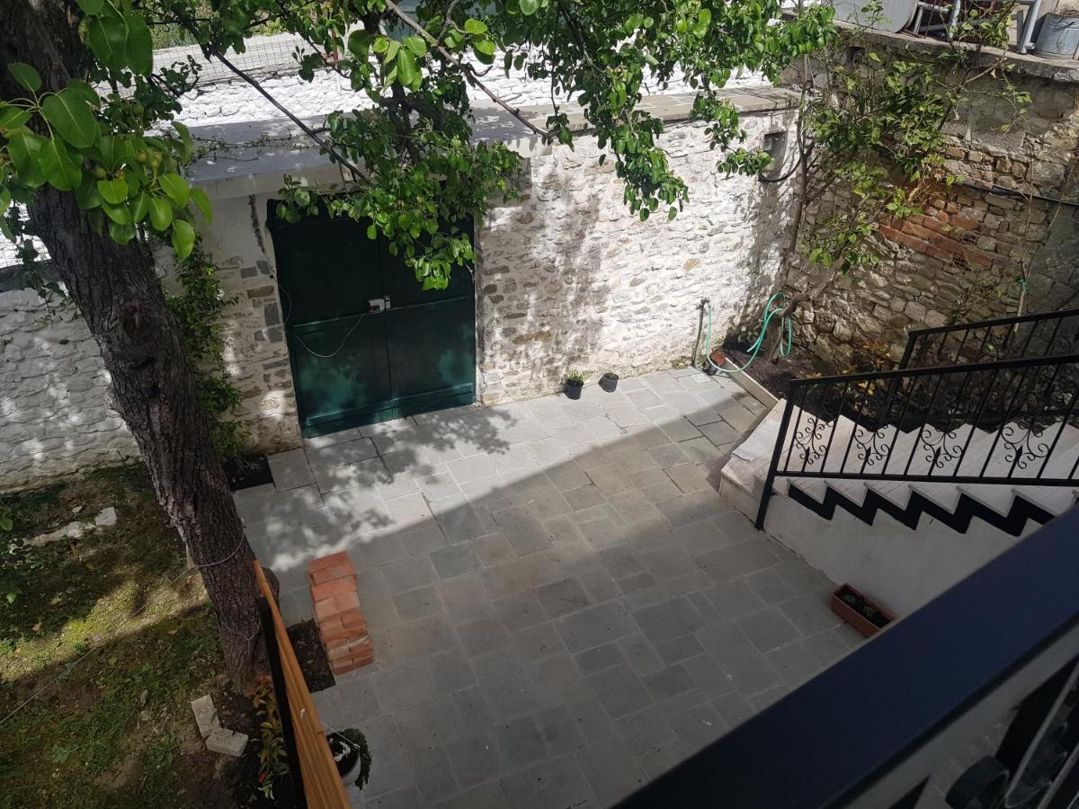 Villa Grigor Berati Exterior foto